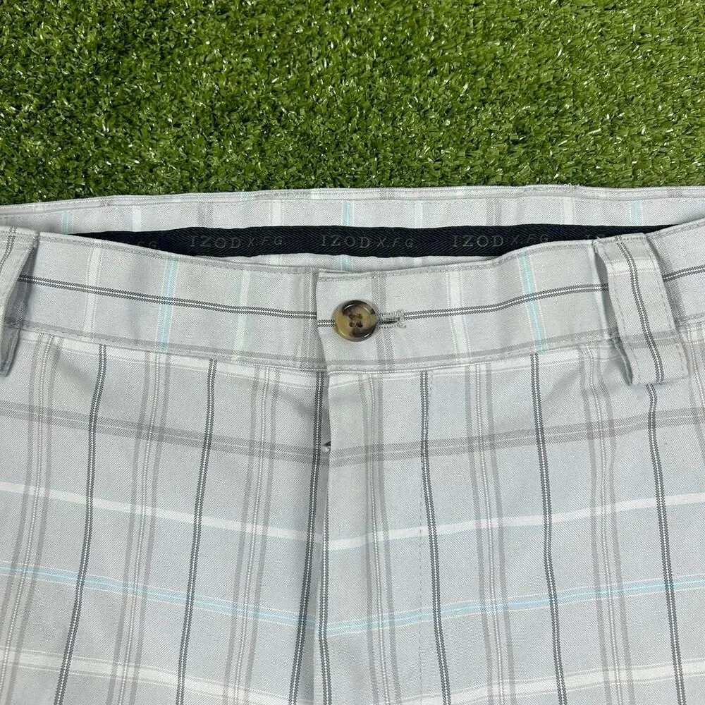 Izod Men's White and Grey Shorts